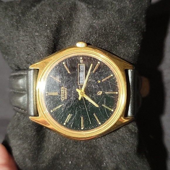 Citizen Other - Vintage CITIZEN Quartz Day-Date GN- 0 S Men's Watch Gold Tone Black face